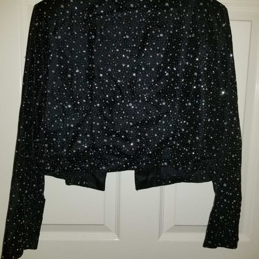 Short Jacket - Picture 3 of 4